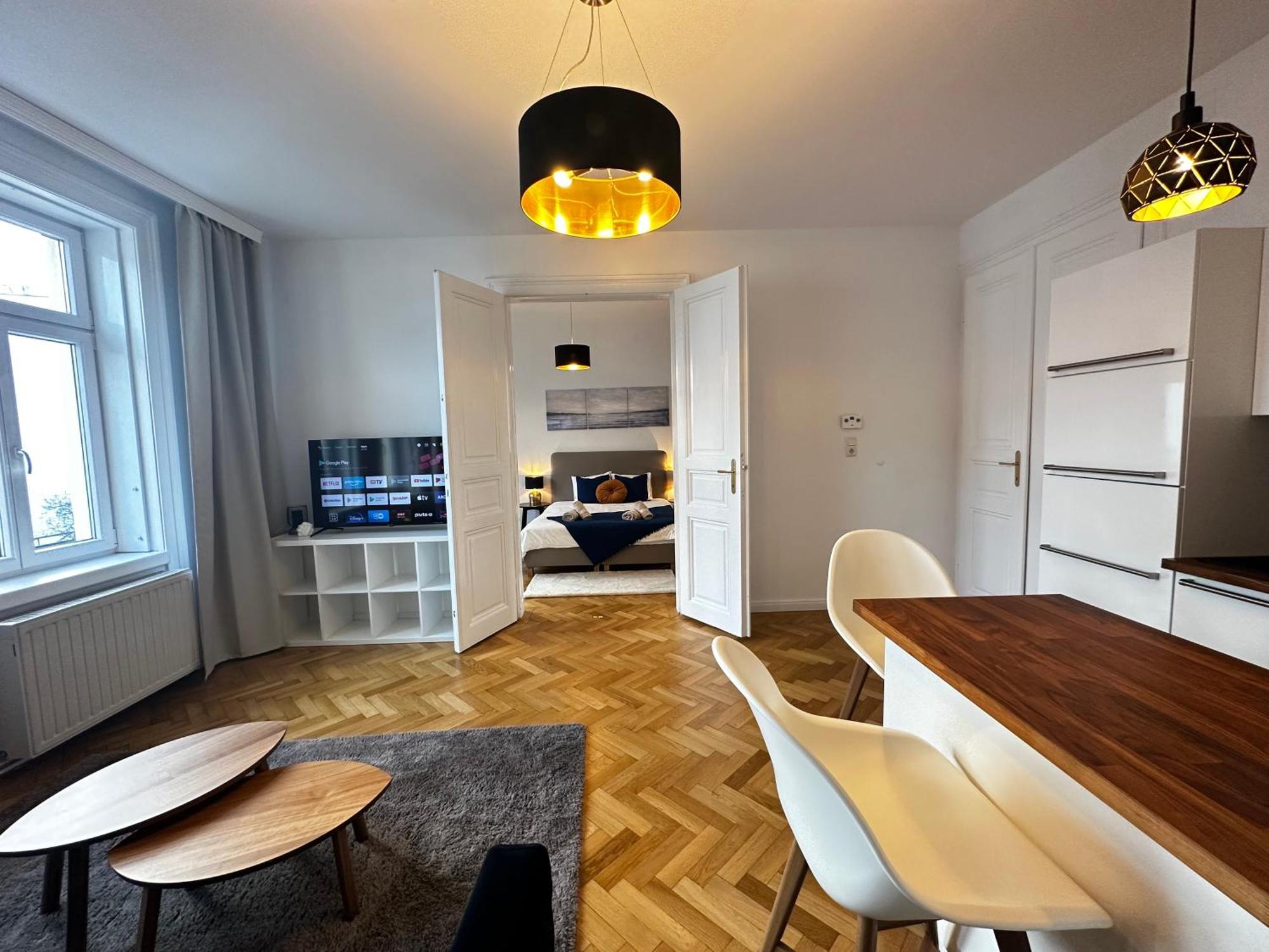 Luxury 3 Bedroom Apartment Near Schoenbrunn Palace Виена Екстериор снимка