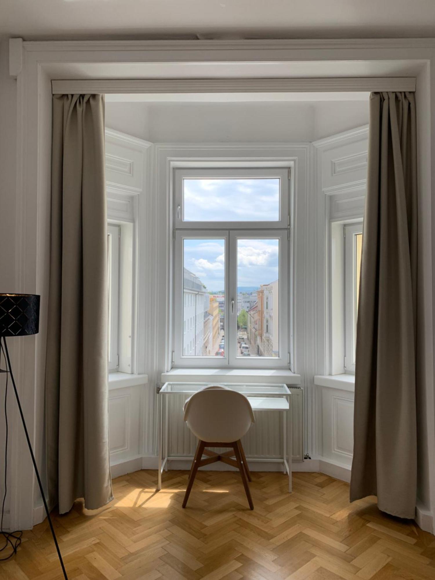 Luxury 3 Bedroom Apartment Near Schoenbrunn Palace Виена Екстериор снимка